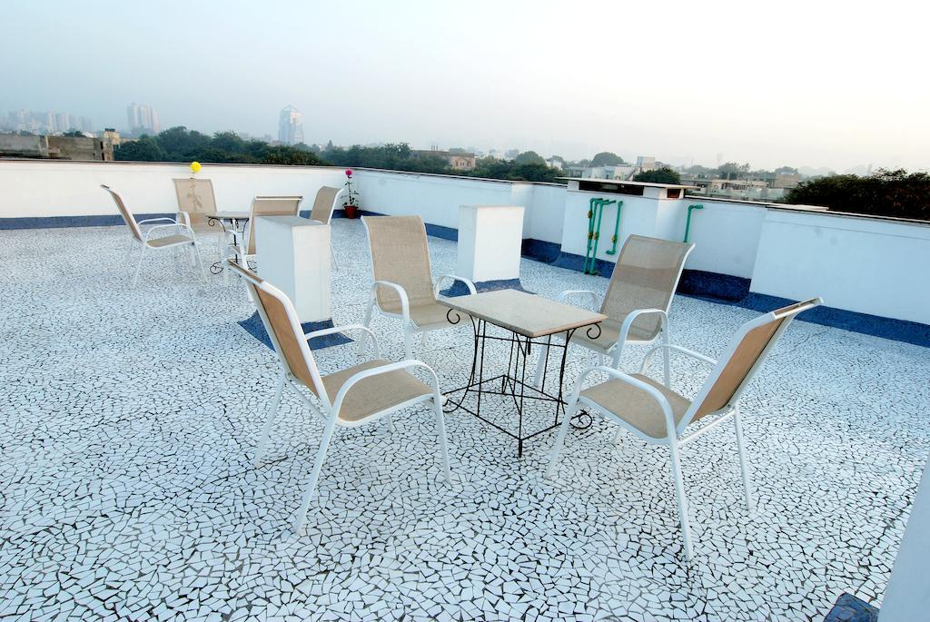 White Lotus Hotel Gurgaon Luaran gambar
